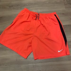 Nike Men’s Dri-Fit Shorts Size XL Red